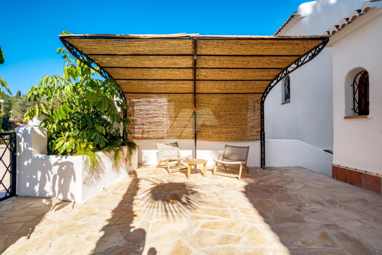 2 soverom Villa til salgs i Moraira med svømmebasseng garasje - € 695 000 (Ref: 9432592)