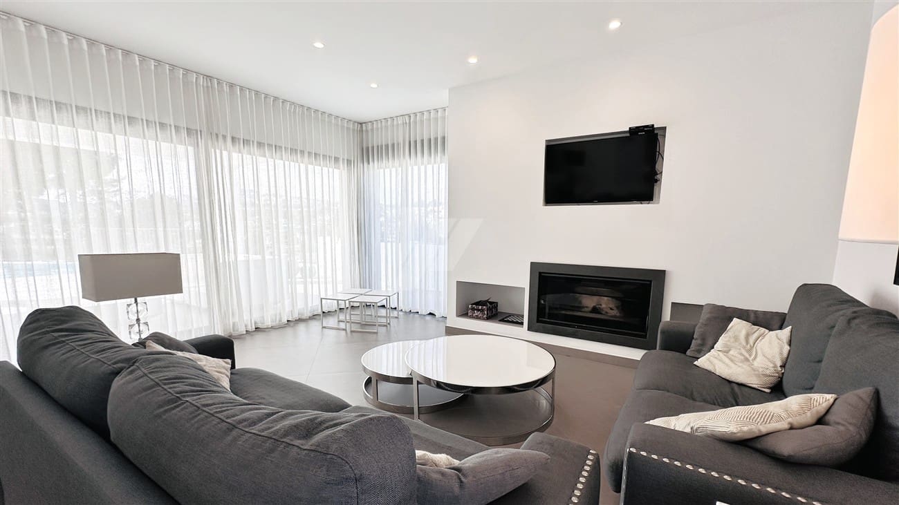 3 soverom Villa til salgs i Moraira med svømmebasseng garasje - € 1 050 000 (Ref: 9449859)