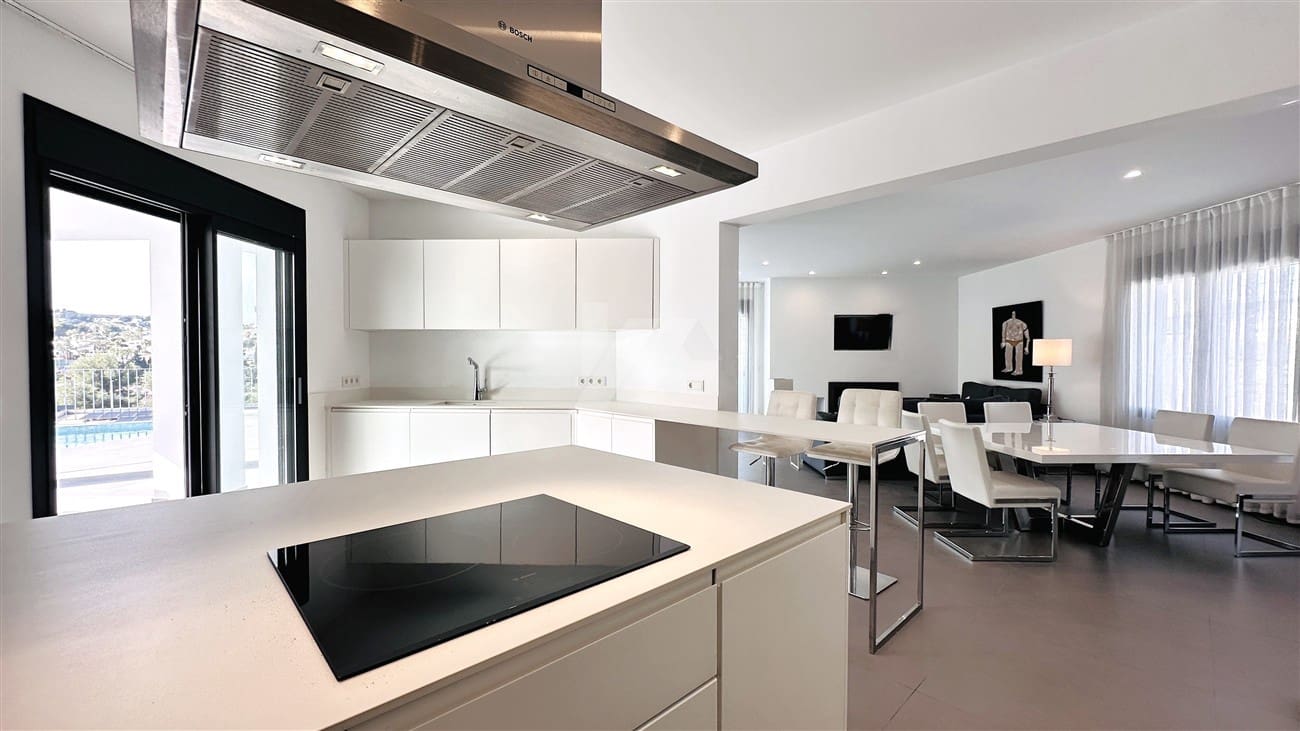 3 soverom Villa til salgs i Moraira med svømmebasseng garasje - € 1 050 000 (Ref: 9449859)