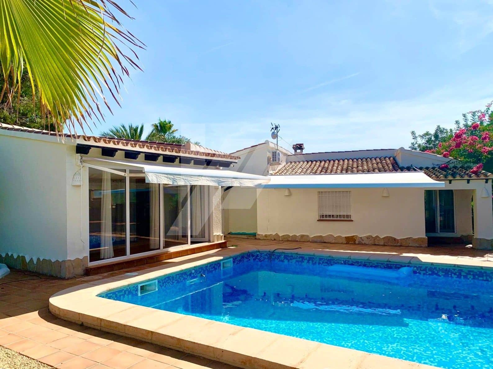 4 chambre Villa/Maison à vendre à Moraira avec piscine garage - 770 000 € (Ref: 9453432)