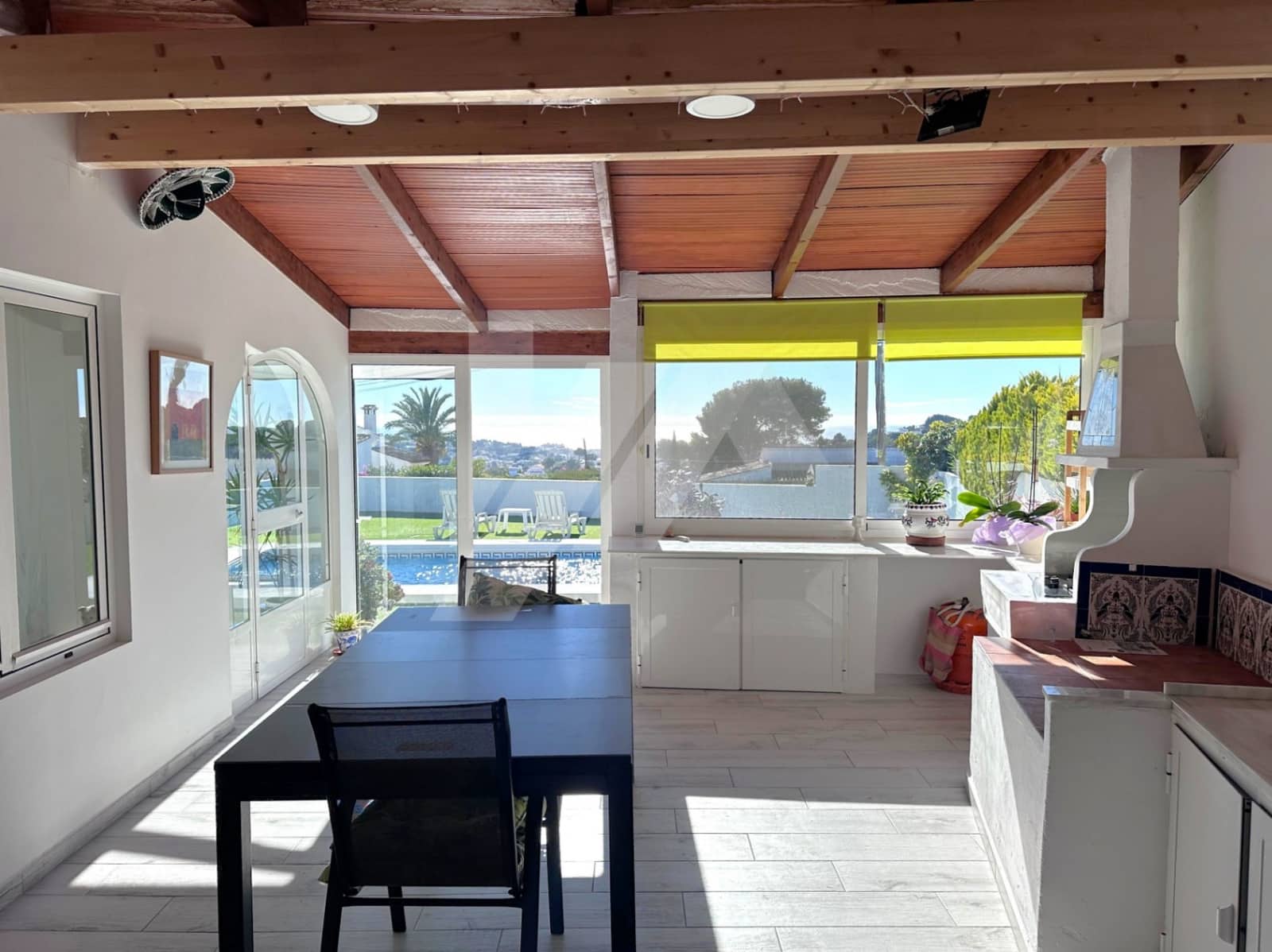 Chalet de 3 habitaciones en Teulada en venta con piscina garaje - 850.000 € (Ref: 9465974)