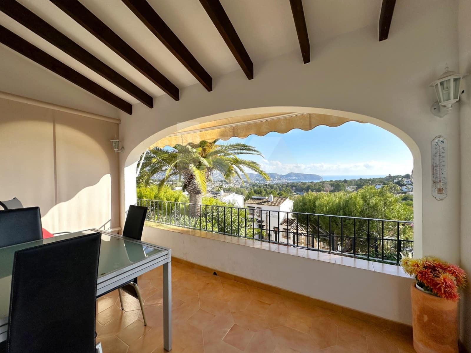 2 Zimmer Bungalow zu verkaufen in Moraira mit Pool Garage - 439.000 € (Ref: 9467636)