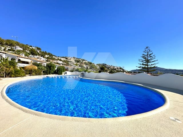 2 bedroom Bungalow for sale in Pinar del Advocat - Cometa, Teulada-Moraira with pool garage - € 439,000 (Ref: 9467636)