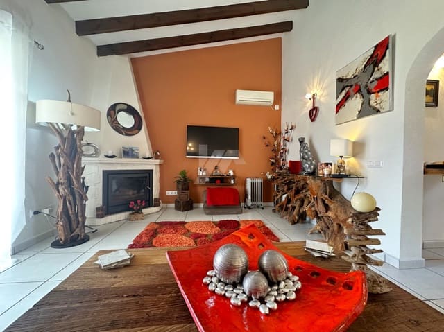 2 soverom Villa til salgs i Benimeit - Tabaira, Teulada-Moraira med svømmebasseng garasje - € 475 000 (Ref: 9570092)