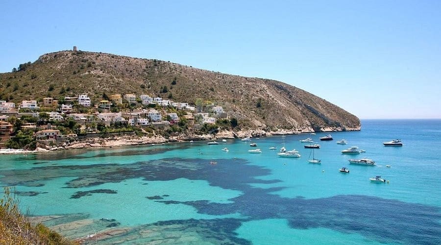 2 bedroom Villa for sale in Moraira with pool - € 475,000 (Ref: 9570092)