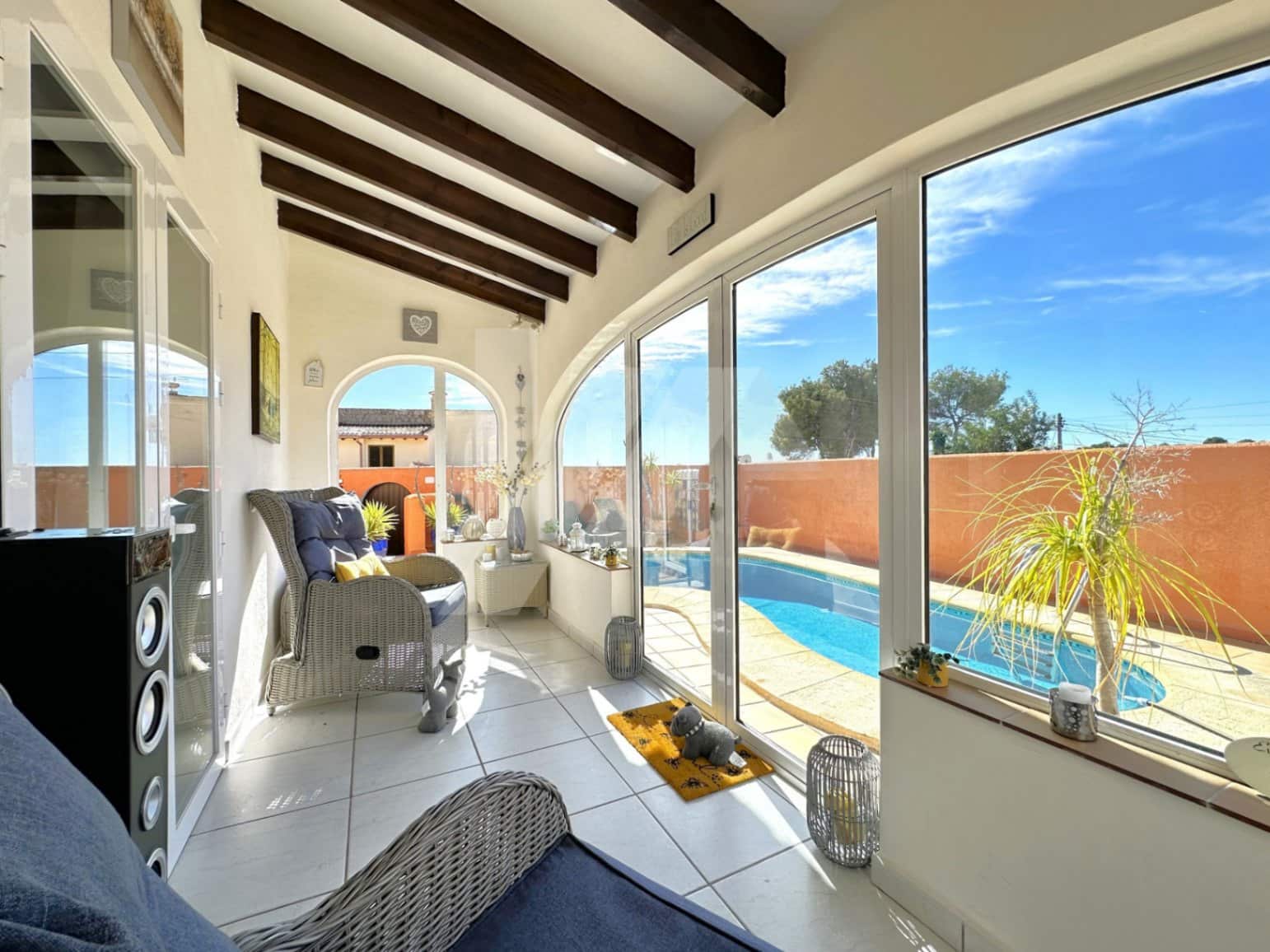 2 bedroom Villa for sale in Moraira with pool - € 475,000 (Ref: 9570092)