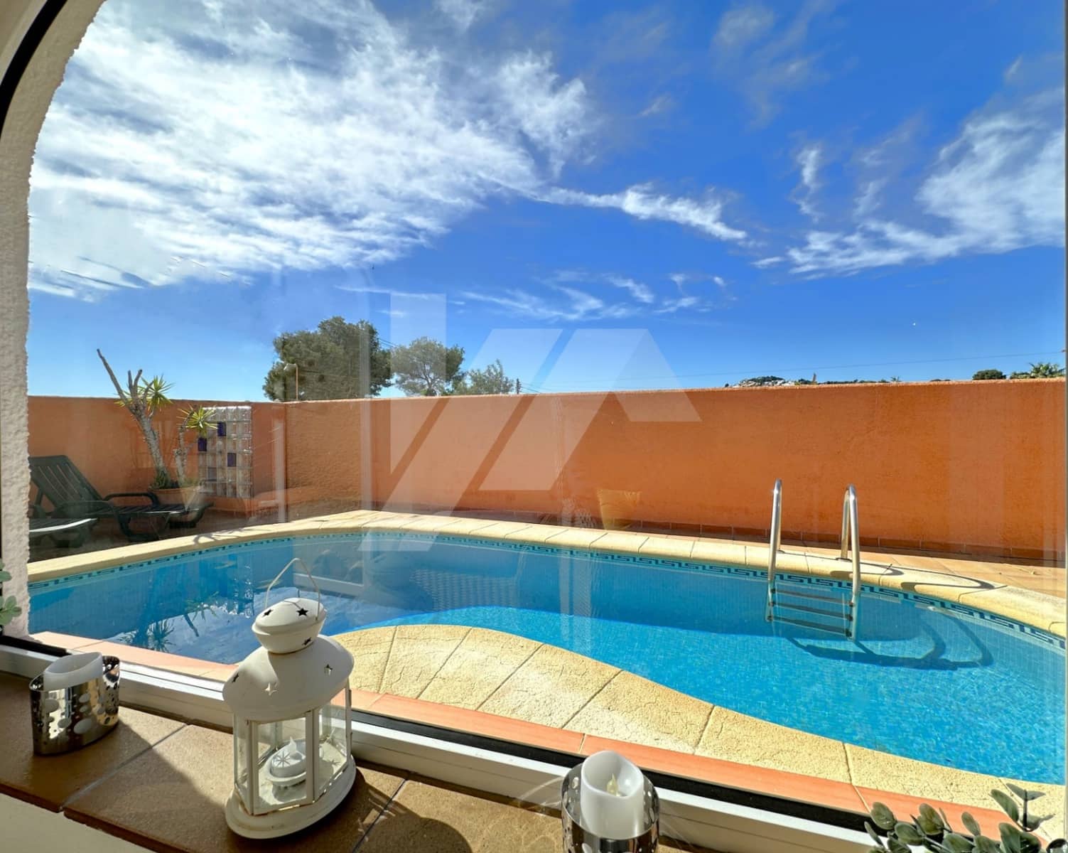 2 bedroom Villa for sale in Moraira with pool - € 475,000 (Ref: 9570092)