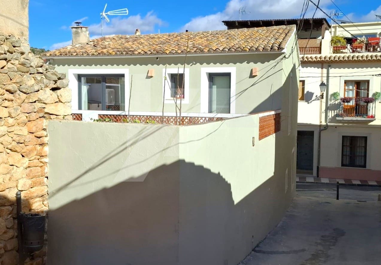 3 quarto Casa em Banda para venda em Senija com piscina - 320 000 € (Ref: 9580291)