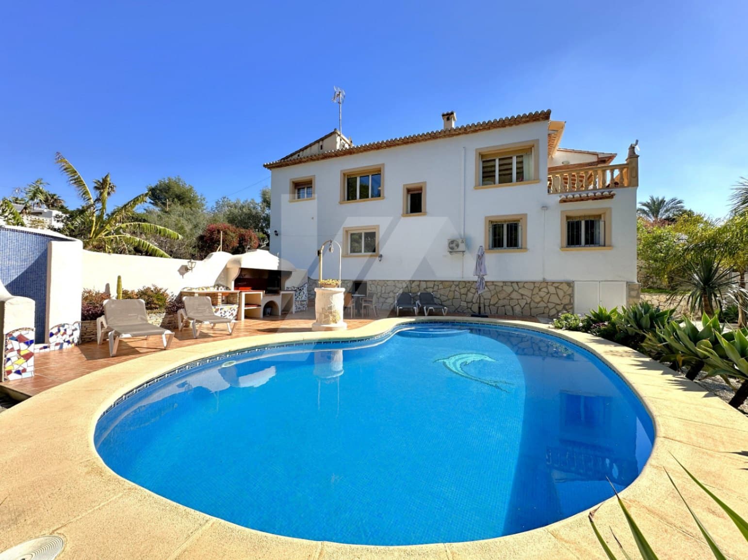 5 sovrum Villa till salu i Benissa med pool garage - 1 190 000 € (Ref: 9632674)