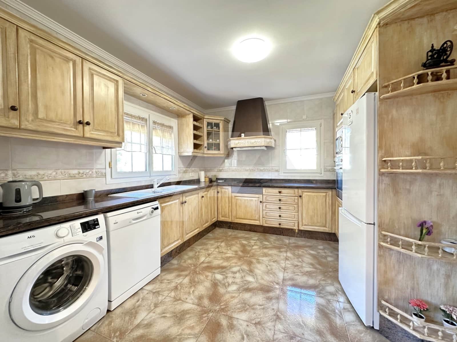 5 sovrum Villa till salu i Benissa med pool garage - 1 190 000 € (Ref: 9632674)