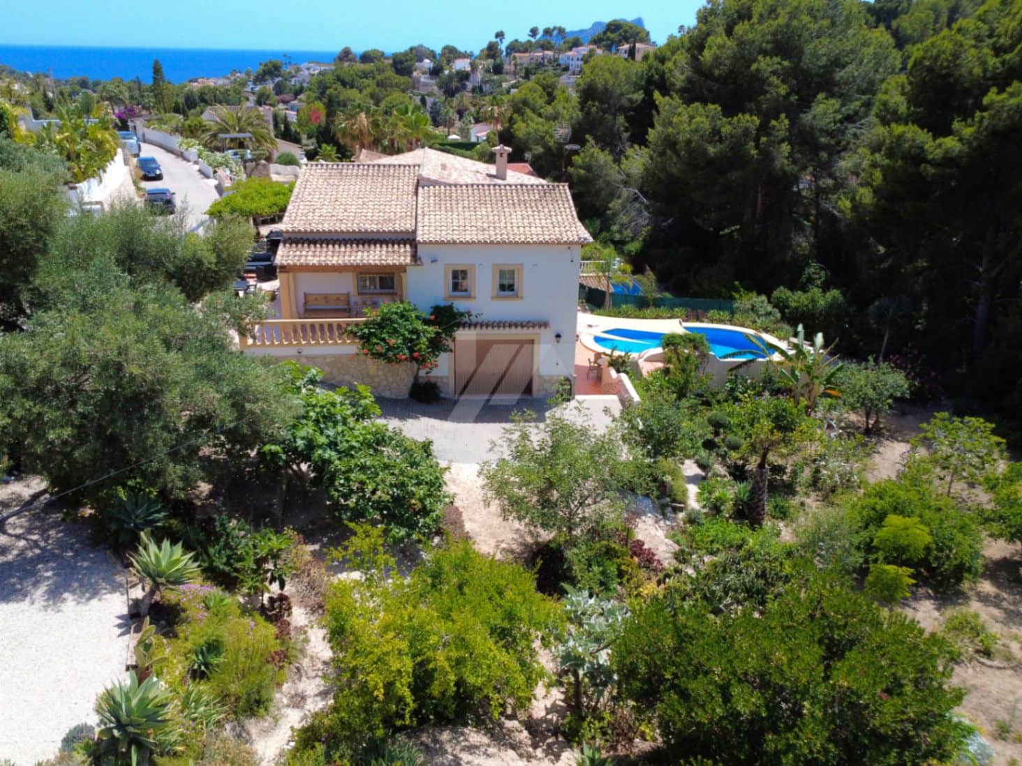 5 bedroom Villa for sale in Benissa with pool garage - € 950,000 (Ref: 9632674)