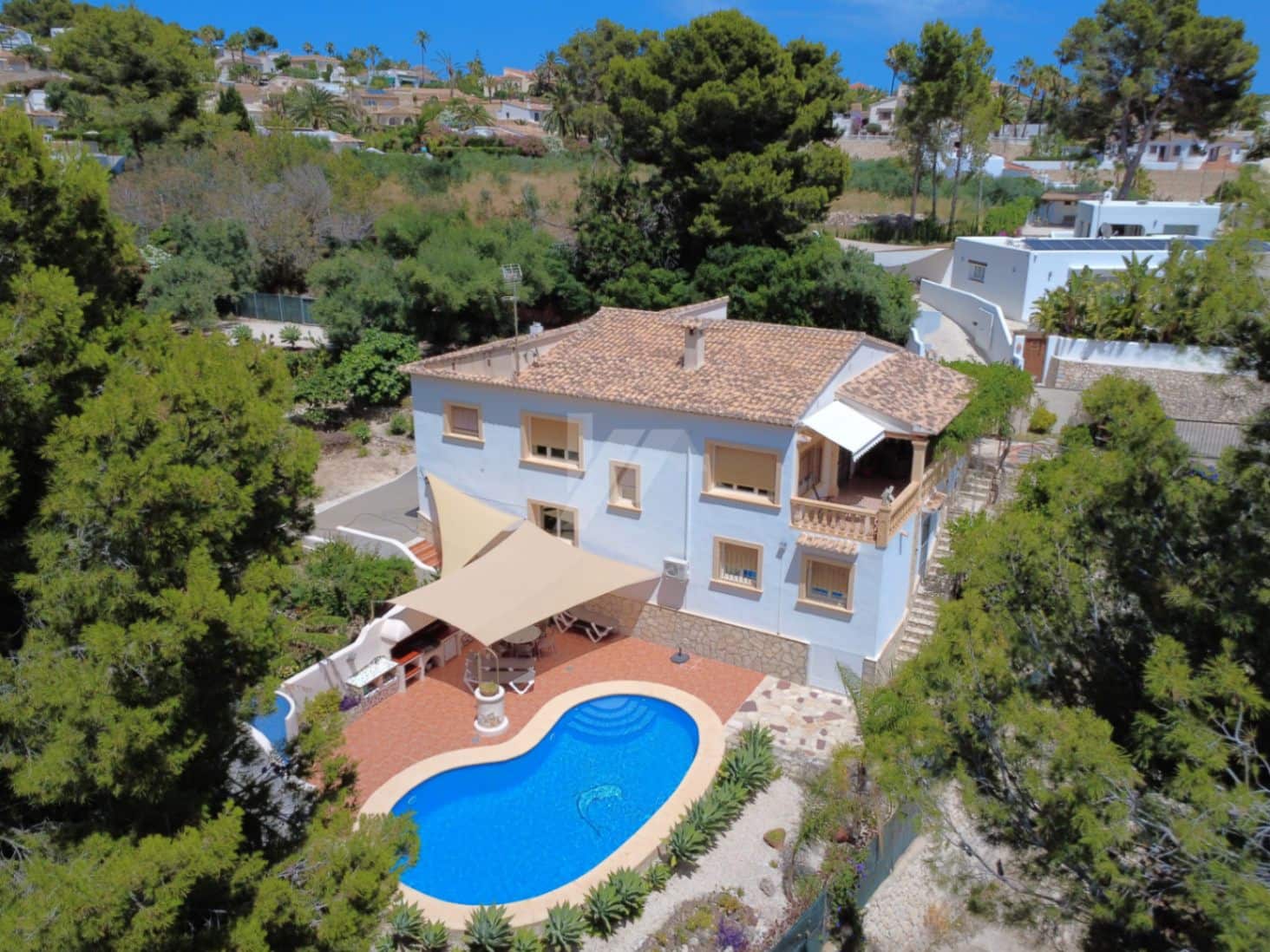 5 bedroom Villa for sale in Benissa with pool garage - € 950,000 (Ref: 9632674)