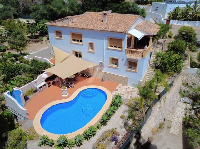5 slaapkamer Villa te koop in Benissa met zwembad garage - € 950.000 (Ref: 9632674)