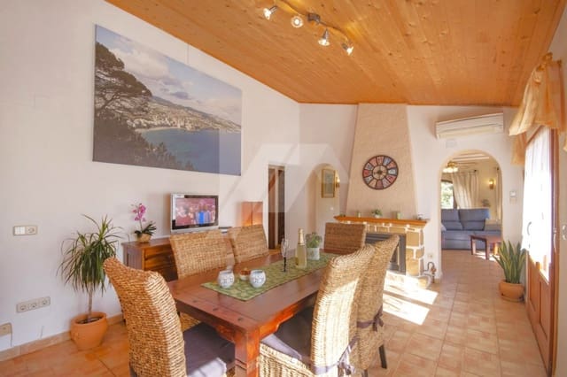 2 Zimmer Villa zu verkaufen in Benissa mit Pool Garage - 549.000 € (Ref: 9652397)