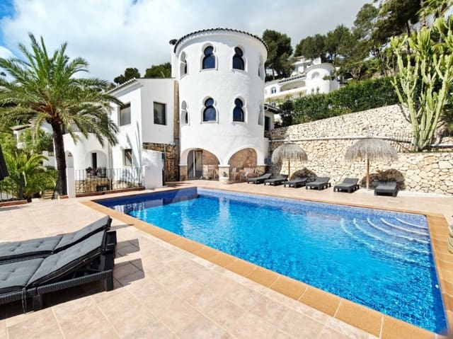 4 soverom Villa til salgs i Benimeit - Tabaira, Teulada-Moraira med svømmebasseng garasje - € 1 199 000 (Ref: 9654206)