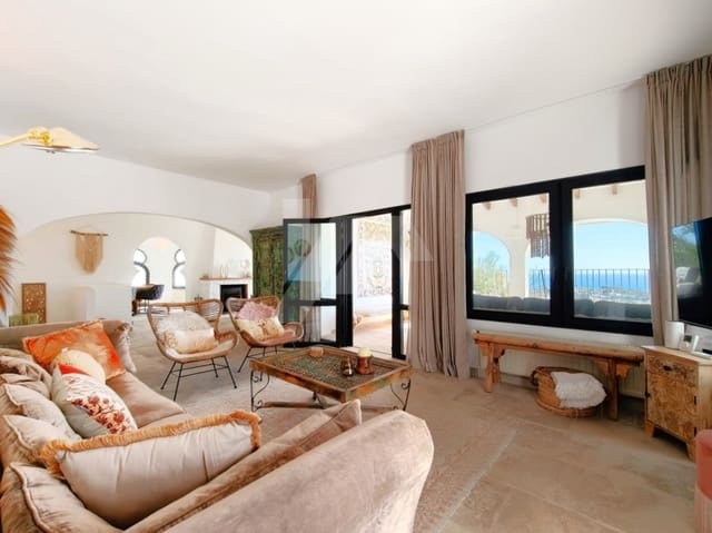 4 soverom Villa til salgs i Benimeit - Tabaira, Teulada-Moraira med svømmebasseng garasje - € 1 199 000 (Ref: 9654206)