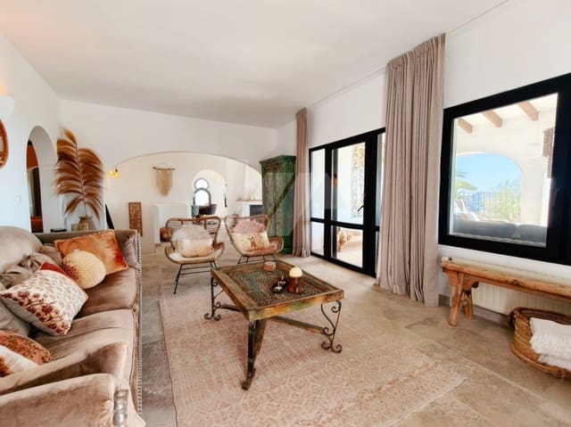 4 soverom Villa til salgs i Benimeit - Tabaira, Teulada-Moraira med svømmebasseng garasje - € 1 199 000 (Ref: 9654206)