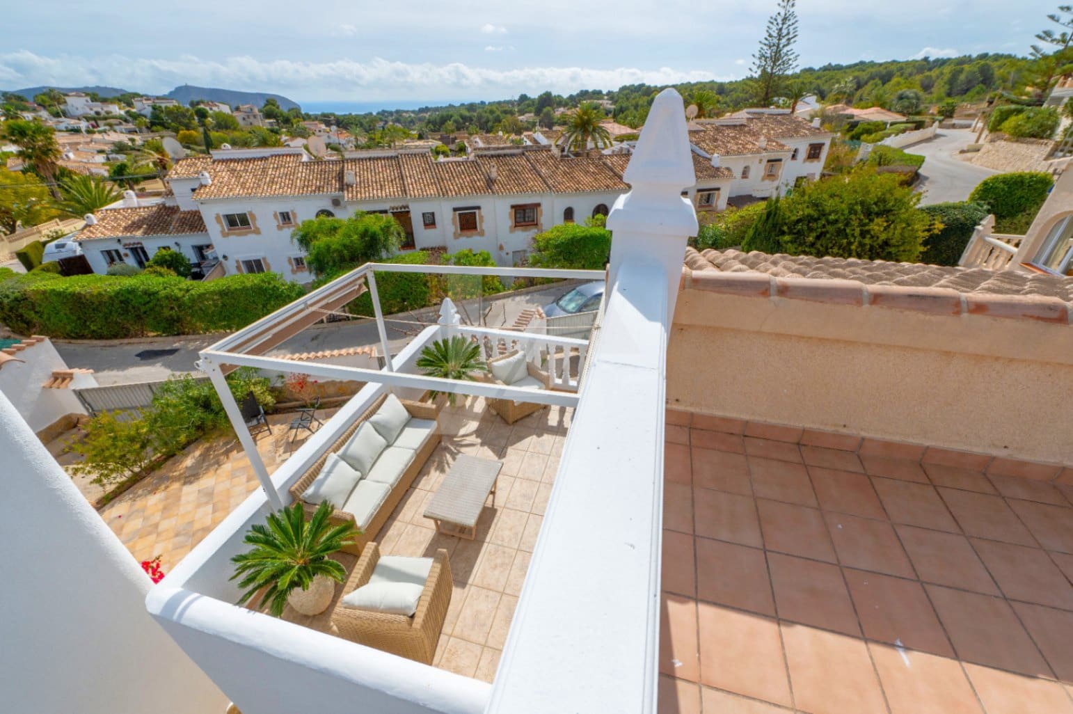 3 makuuhuone Bungalow myytävänä paikassa Moraira mukana uima-altaan 
autotalli - 549 000 € (Ref: 9656993)