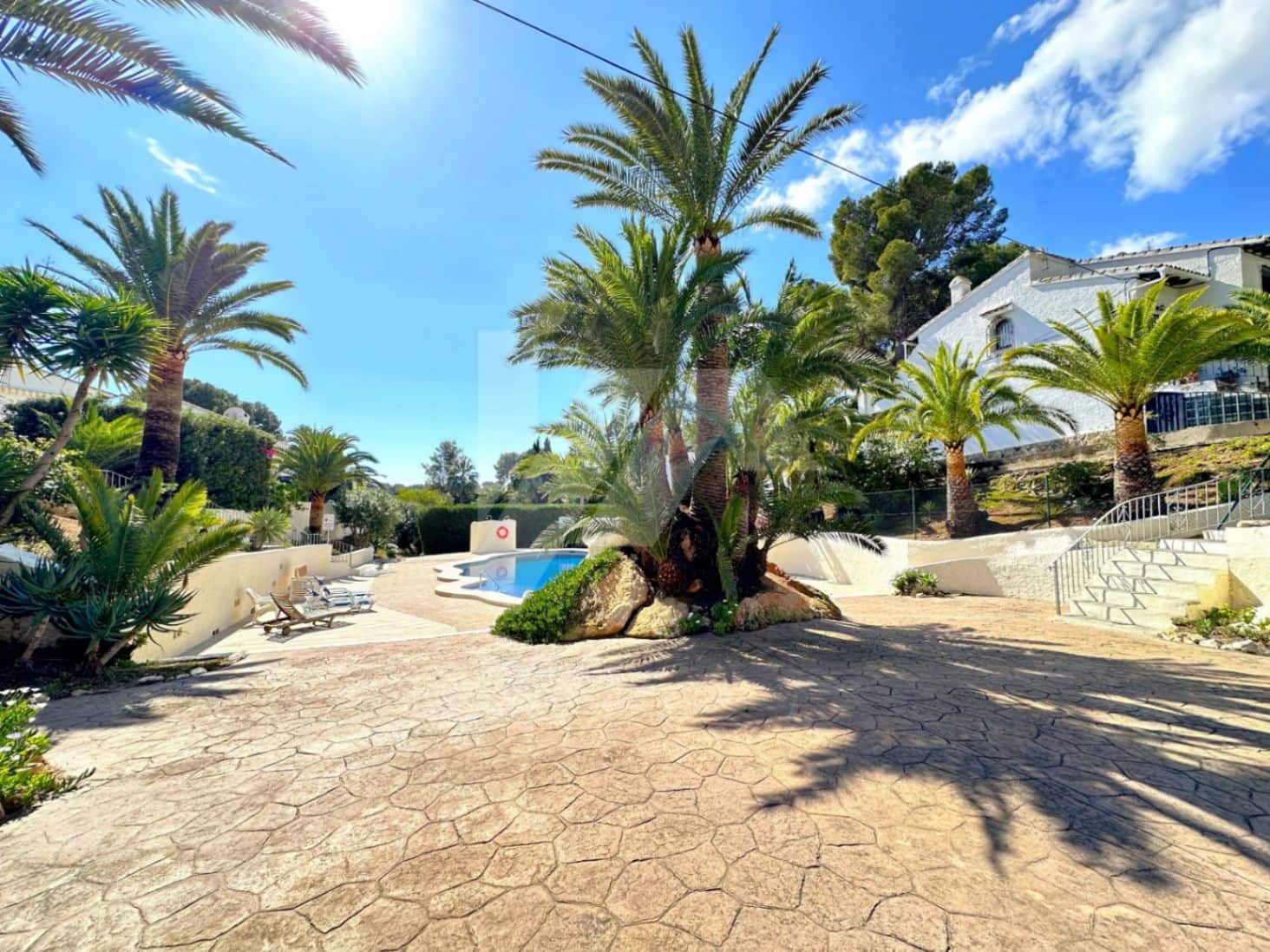 2 sypialnia Bungalow na sprzedaż w Moraira z basenem garażem - 369 000 € (Ref: 9669196)