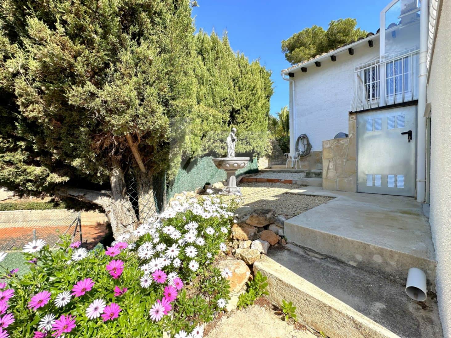 2 sypialnia Bungalow na sprzedaż w Moraira z basenem garażem - 369 000 € (Ref: 9669196)