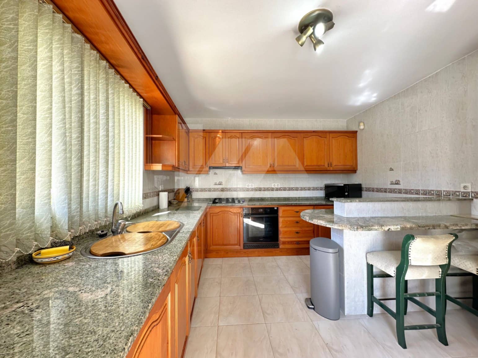 3 bedroom Villa for sale in Moraira with pool garage - € 595,000 (Ref: 9676309)