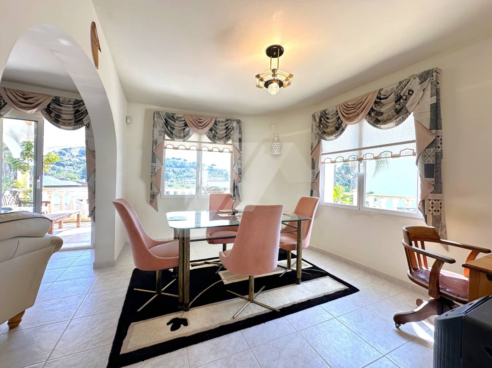 3 bedroom Villa for sale in Moraira with pool garage - € 595,000 (Ref: 9676309)