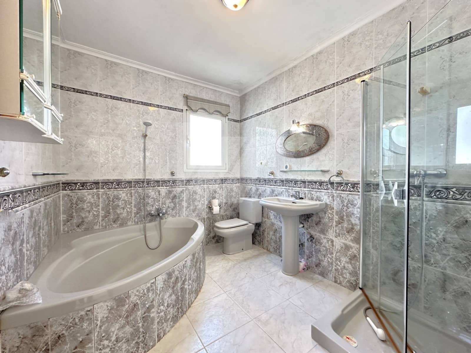 3 bedroom Villa for sale in Moraira with pool garage - € 595,000 (Ref: 9676309)