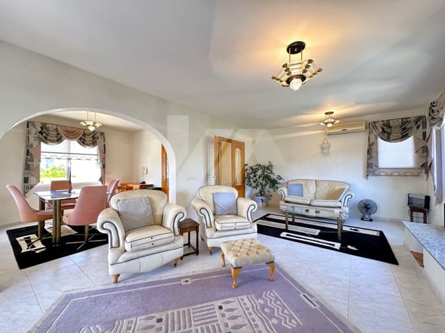 3 bedroom Villa for sale in Benimeit - Tabaira, Teulada-Moraira with pool garage - € 595,000 (Ref: 9676309)