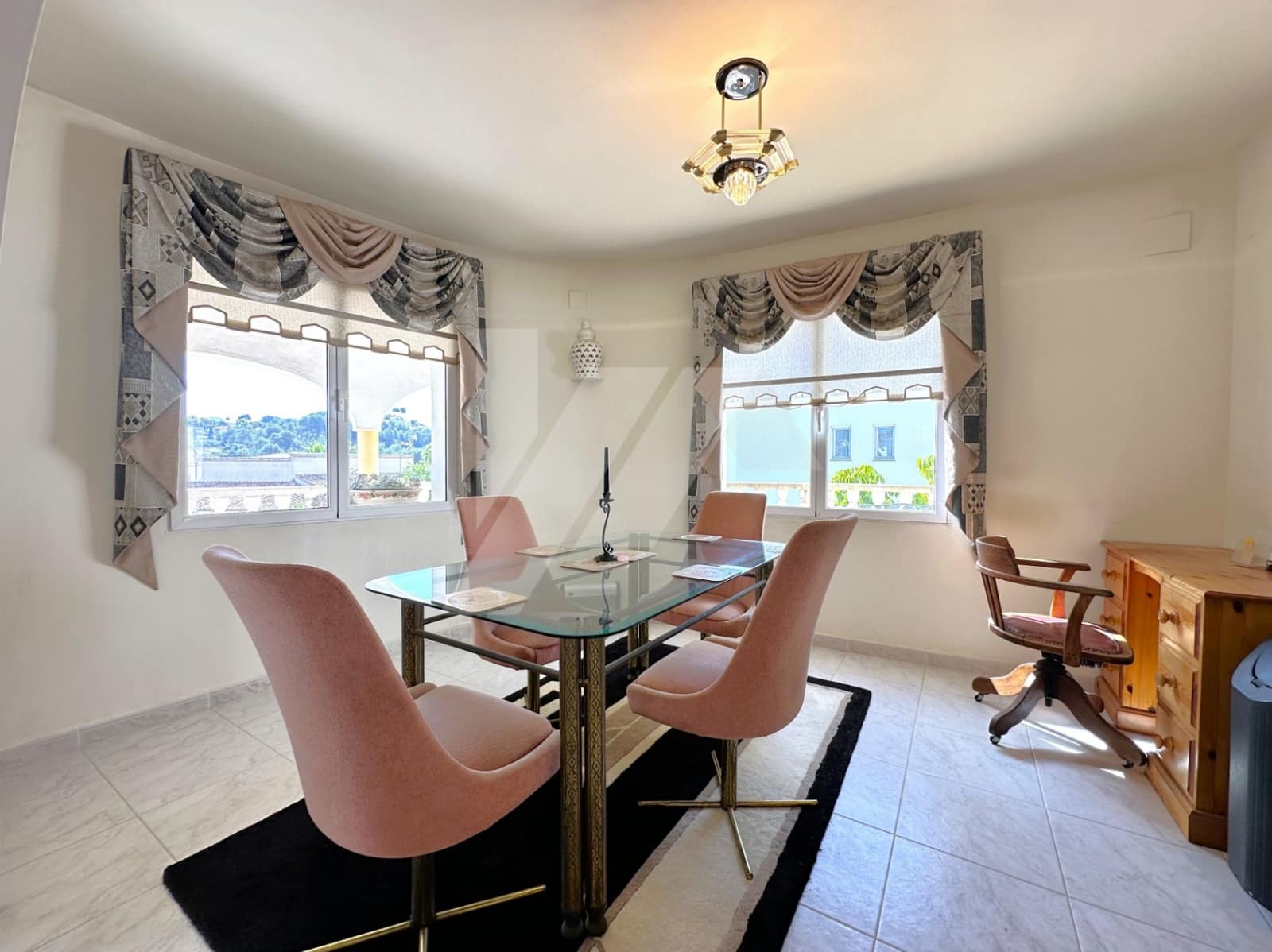 3 bedroom Villa for sale in Moraira with pool garage - € 595,000 (Ref: 9676309)