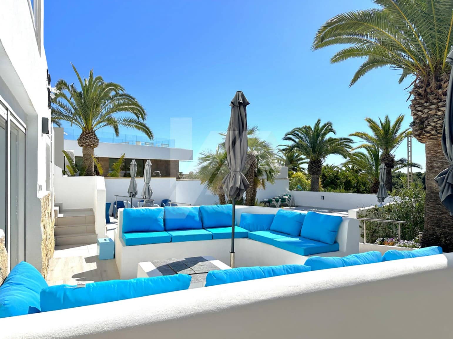 2 Zimmer Villa zu verkaufen in Moraira mit Pool Garage - 875.000 € (Ref: 9687366)