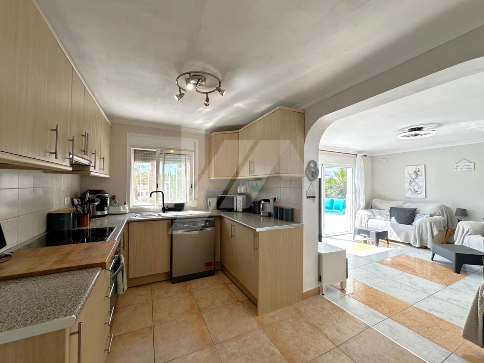 2 Zimmer Villa zu verkaufen in Moraira mit Pool Garage - 875.000 € (Ref: 9687366)