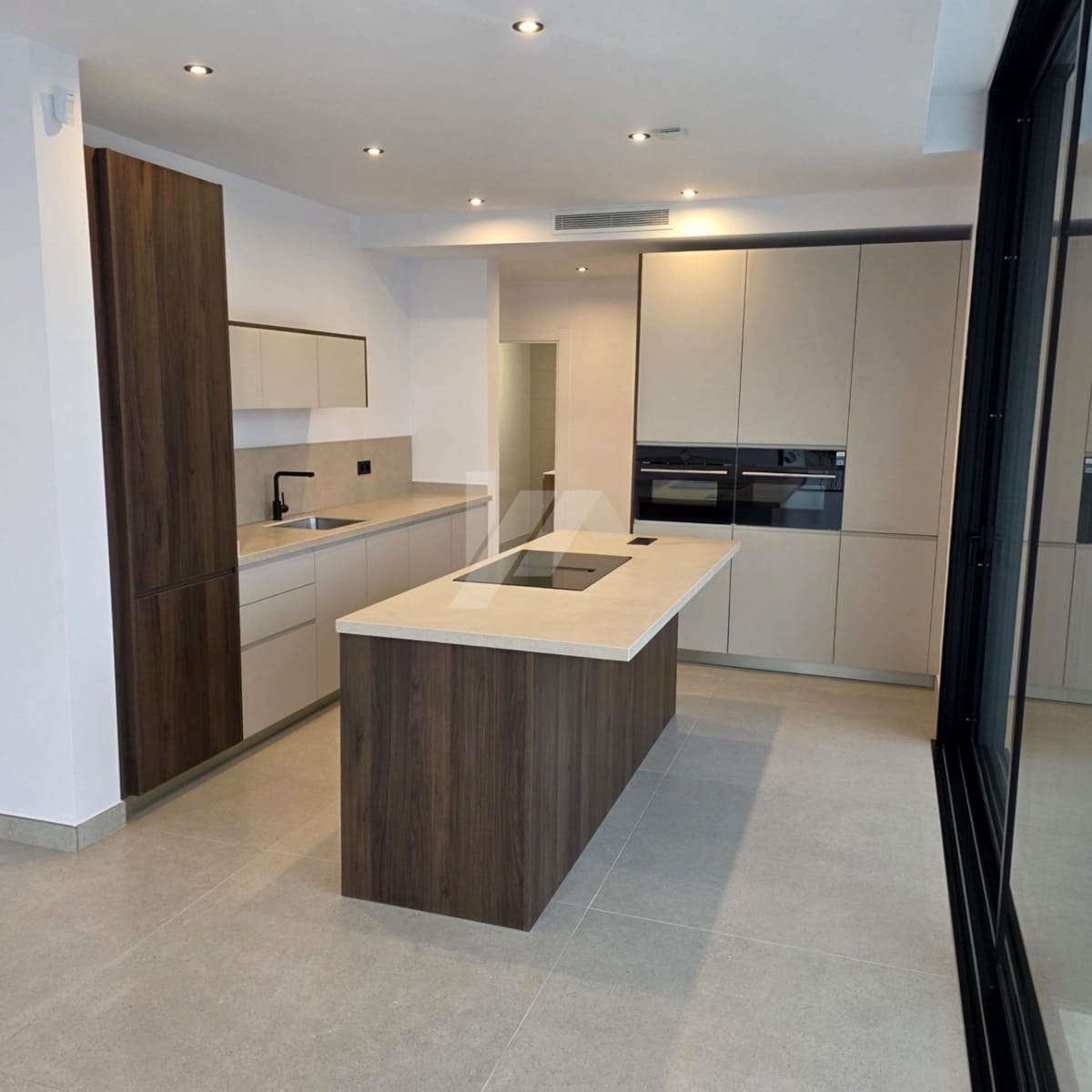 3 makuuhuone Huvila myytävänä paikassa Calpe / Calp mukana uima-altaan 
autotalli - 1 135 000 € (Ref: 9733410)