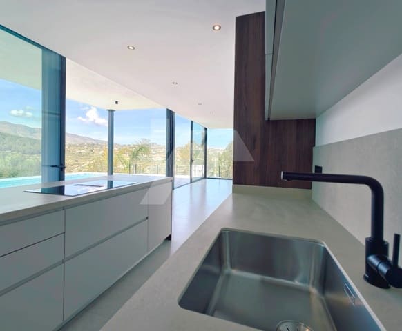 3 makuuhuone Huvila myytävänä paikassa Cometa - Carrió, Calpe / Calp mukana uima-altaan 
autotalli - 1 135 000 € (Ref: 9733410)