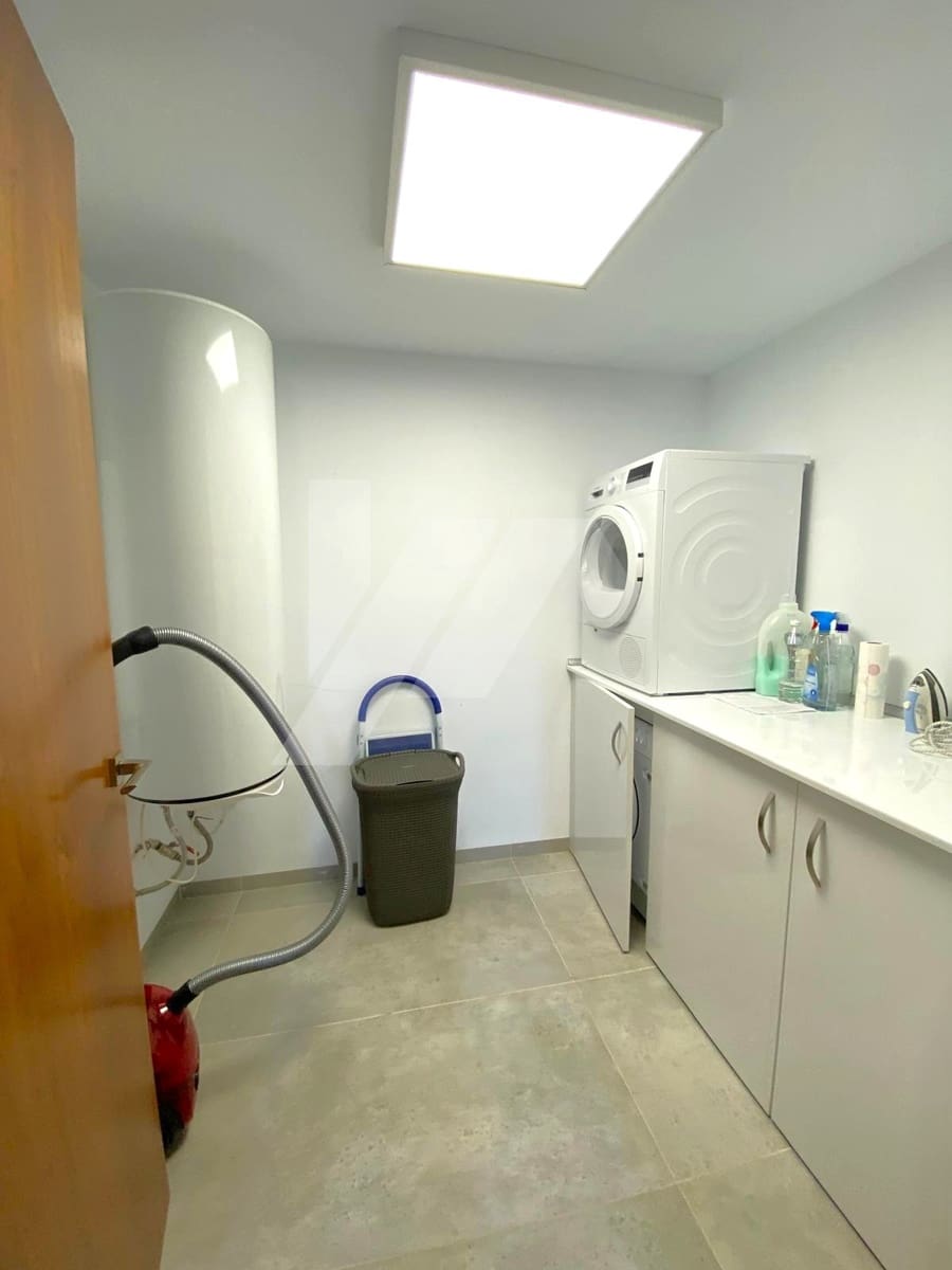 4 sypialnia Willa na sprzedaż w Calpe / Calp z basenem garażem - 1 250 000 € (Ref: 9733772)