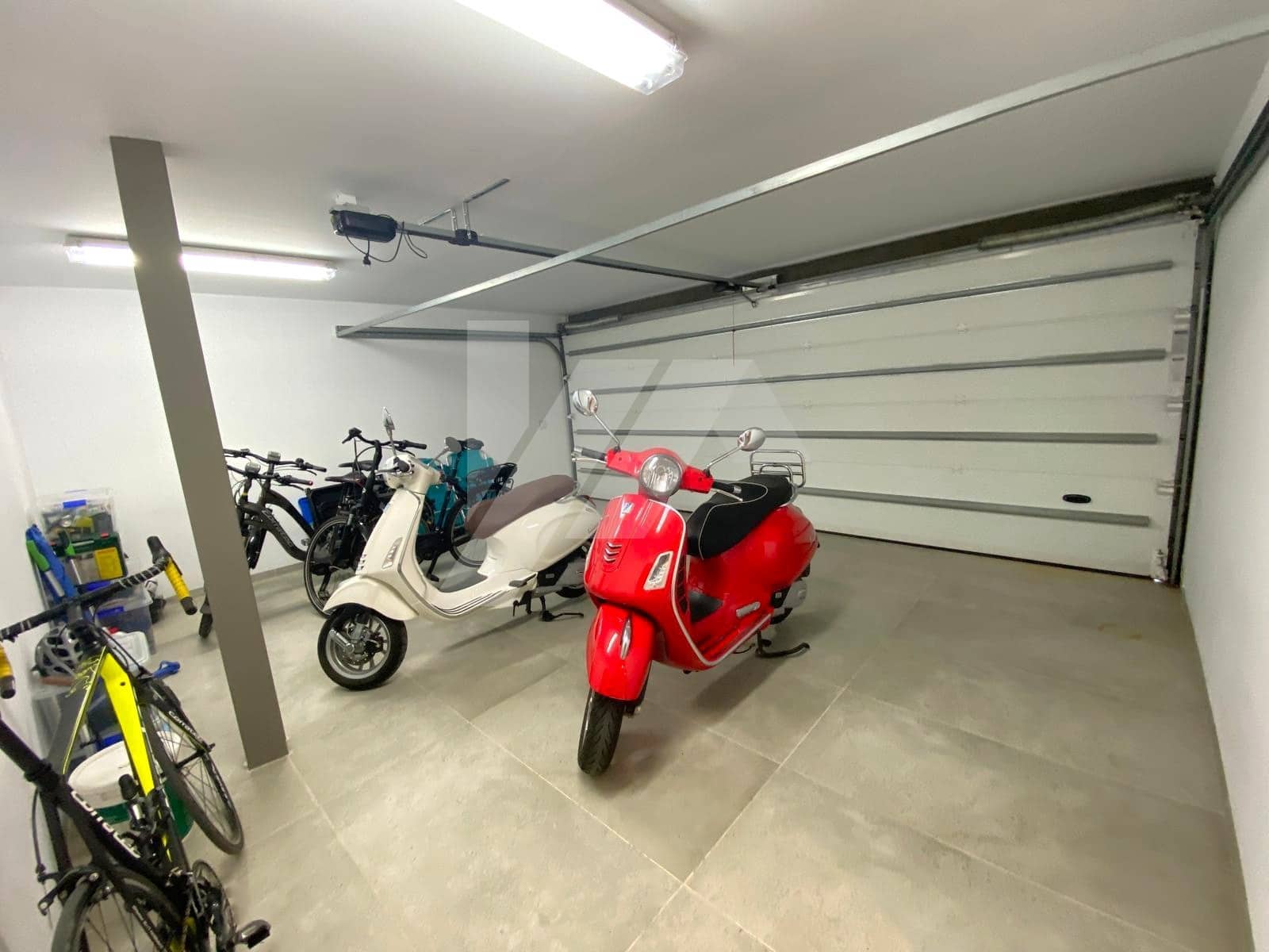 4 sypialnia Willa na sprzedaż w Calpe / Calp z basenem garażem - 1 250 000 € (Ref: 9733772)