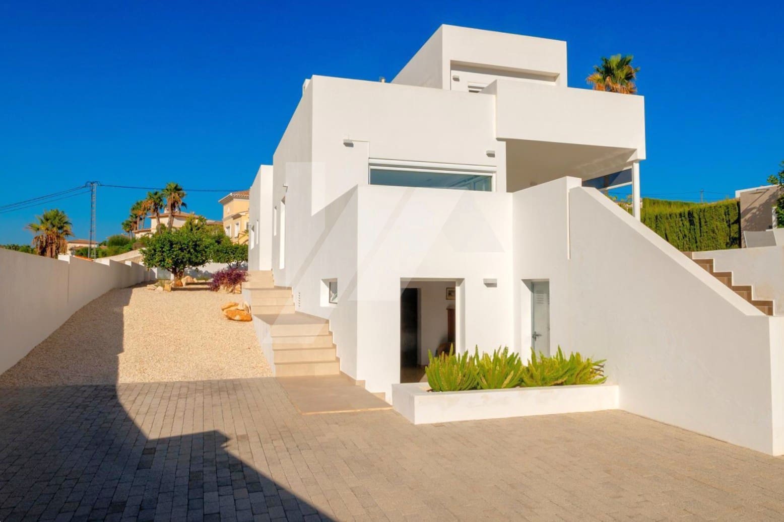 4 bedroom Villa for sale in Calpe / Calp with pool garage - € 1,380,000 (Ref: 9737204)
