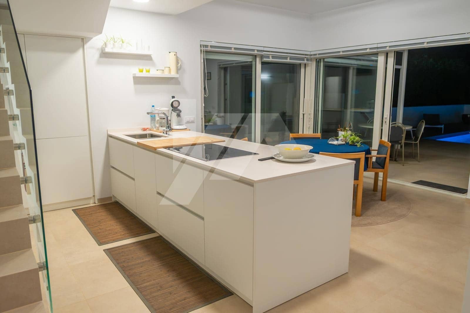 4 bedroom Villa for sale in Calpe / Calp with pool garage - € 1,380,000 (Ref: 9737204)