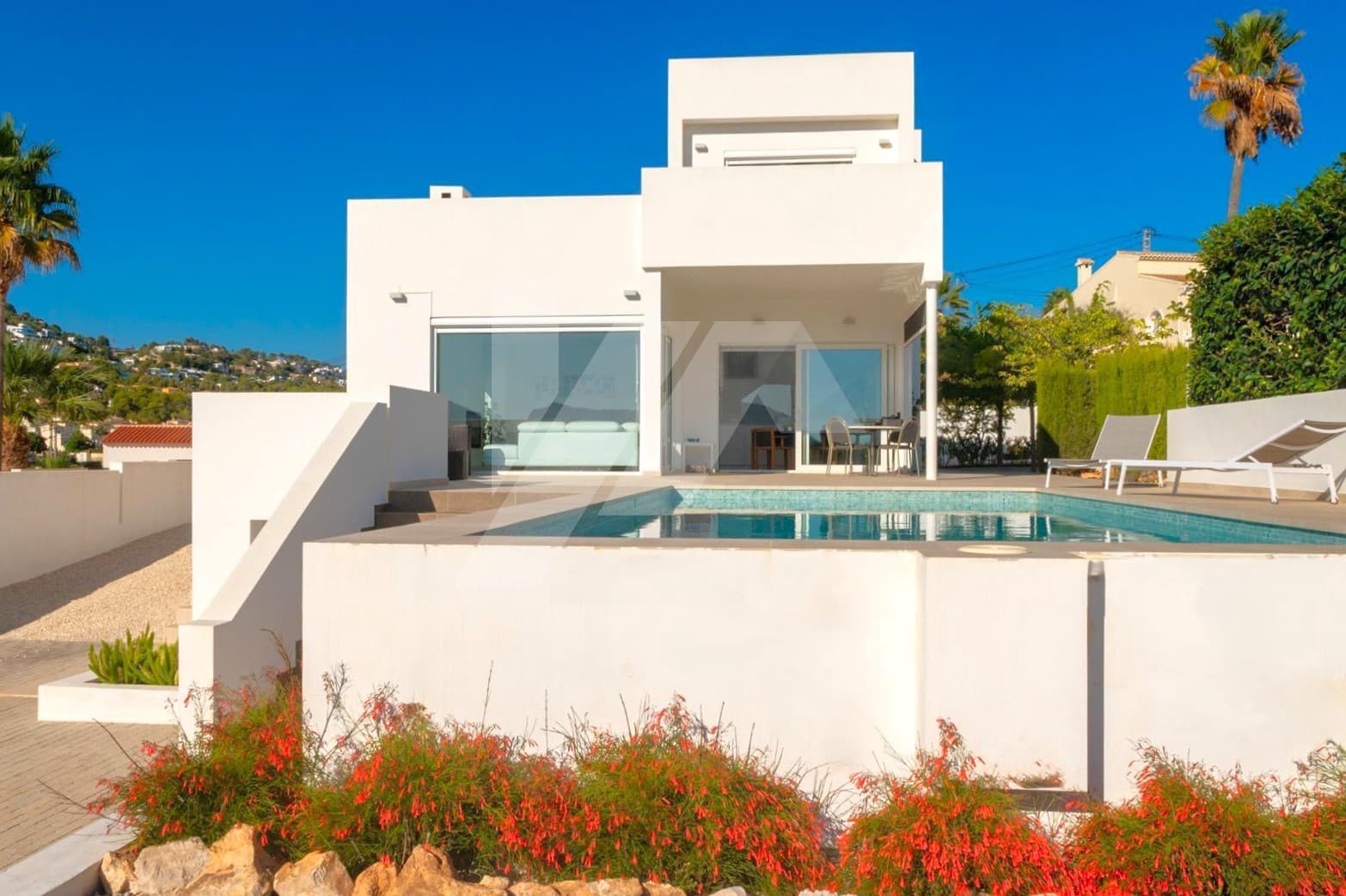 4 bedroom Villa for sale in Calpe / Calp with pool garage - € 1,380,000 (Ref: 9737204)
