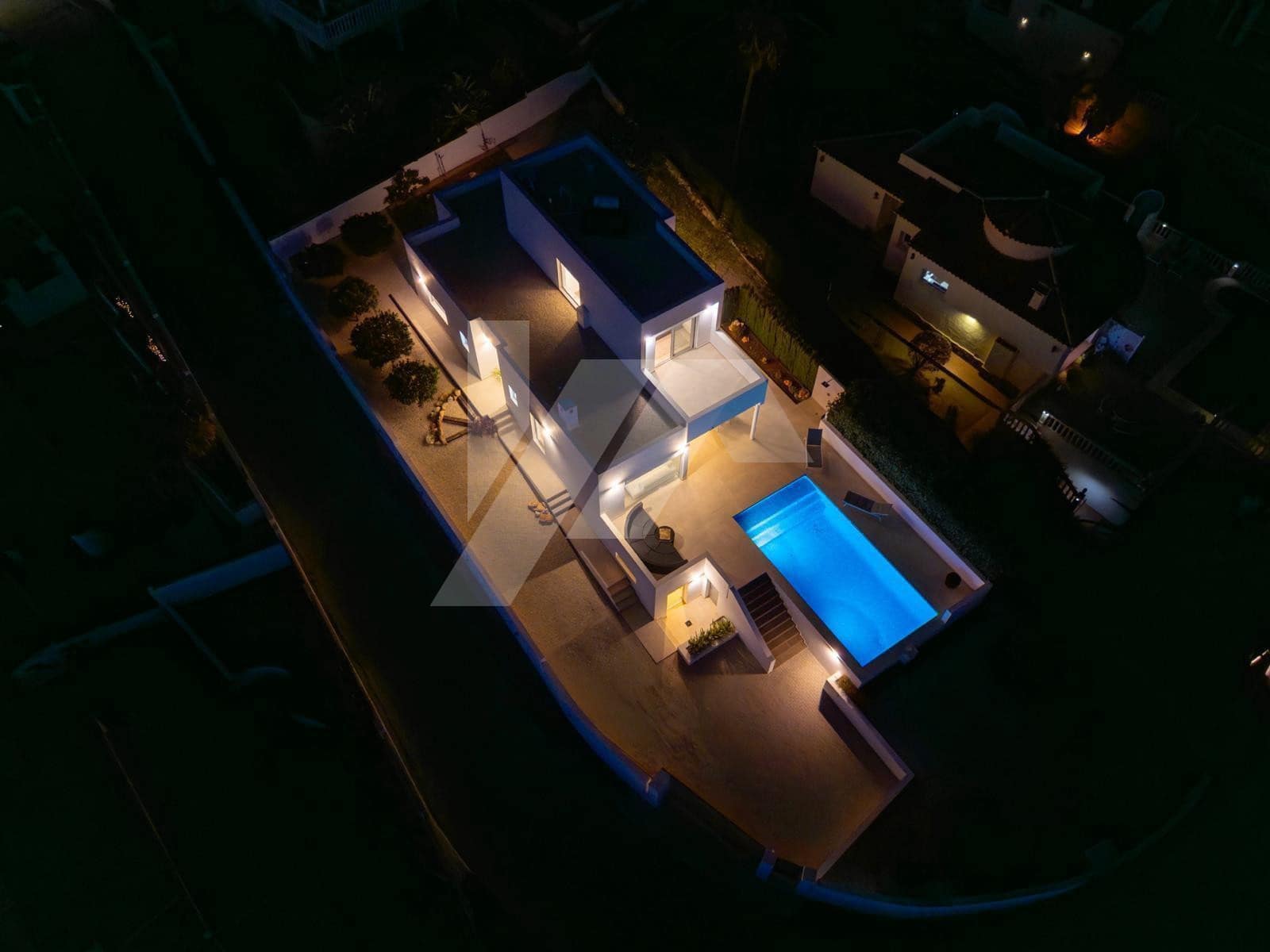 4 bedroom Villa for sale in Calpe / Calp with pool garage - € 1,380,000 (Ref: 9737204)