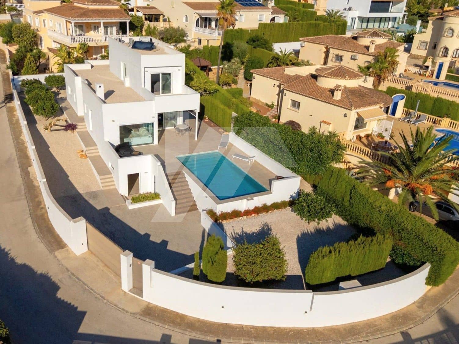 4 bedroom Villa for sale in Calpe / Calp with pool garage - € 1,380,000 (Ref: 9737204)
