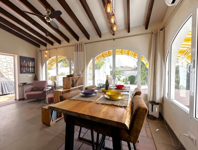 2 soverom Villa til salgs i Montemar, Benissa med svømmebasseng garasje - € 625 000 (Ref: 9757796)