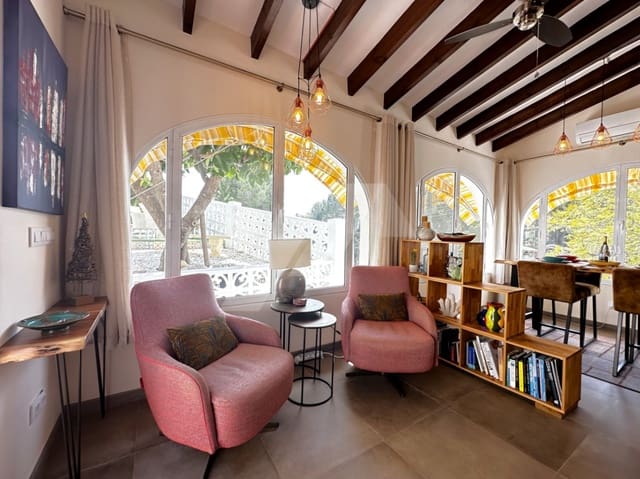 2 soverom Villa til salgs i Montemar, Benissa med svømmebasseng garasje - € 625 000 (Ref: 9757796)