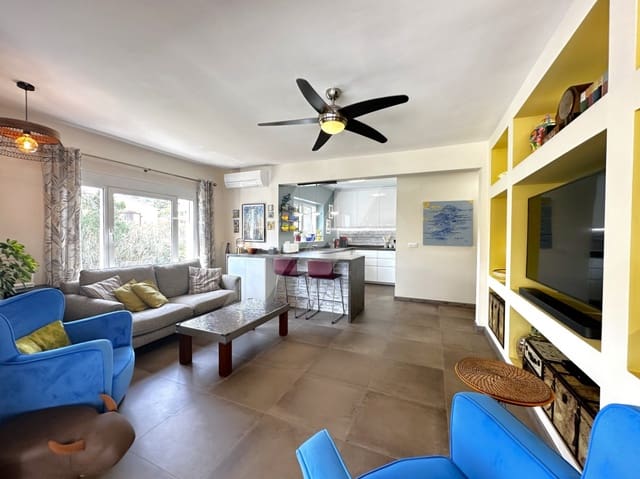 2 soverom Villa til salgs i Montemar, Benissa med svømmebasseng garasje - € 625 000 (Ref: 9757796)