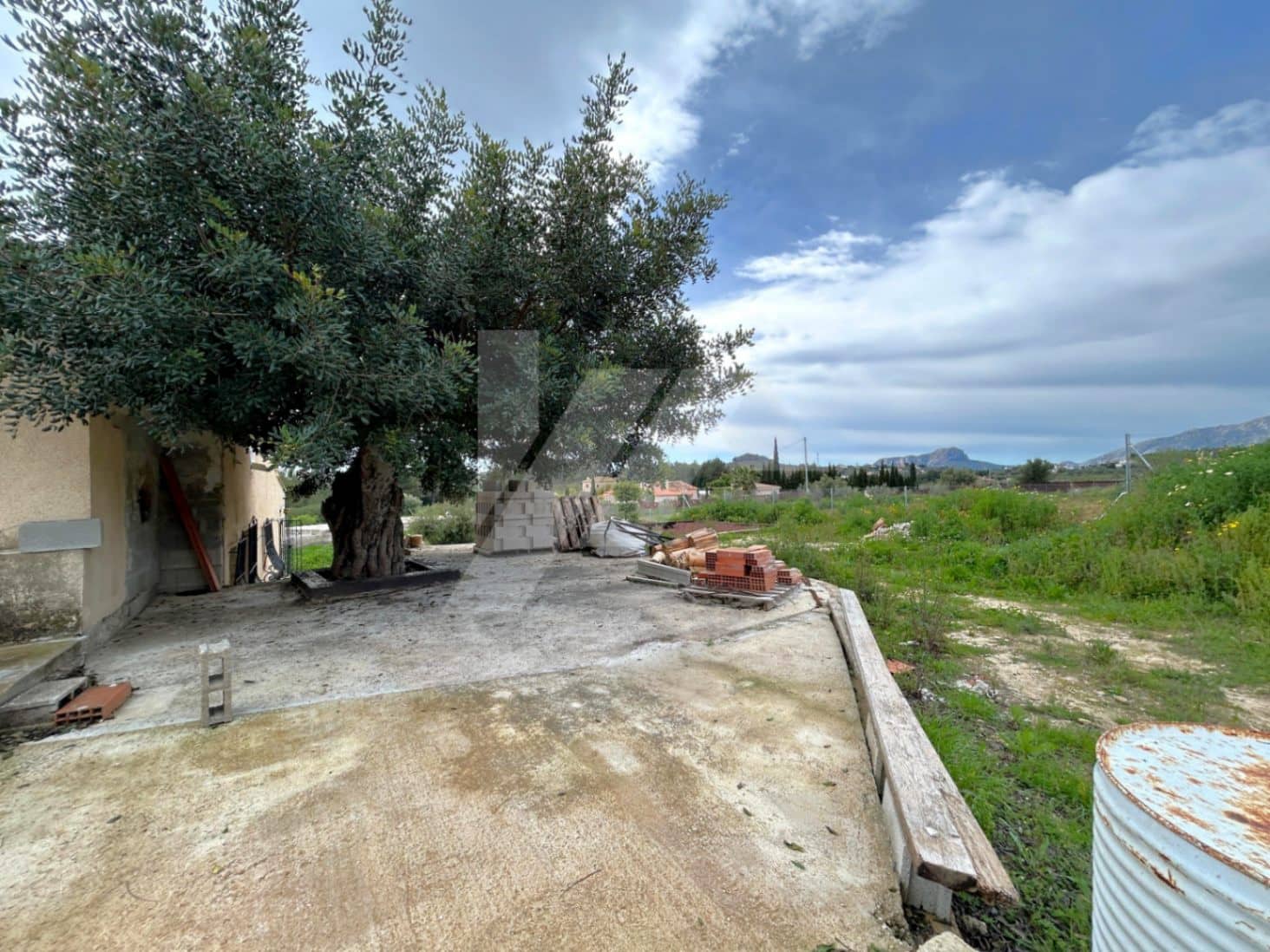 Finca/Country House for sale in Benissa with garage - € 400,000 (Ref: 9802671)