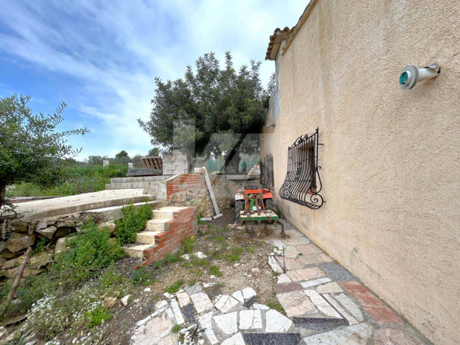 Finca/Country House for sale in Benissa with garage - € 400,000 (Ref: 9802671)