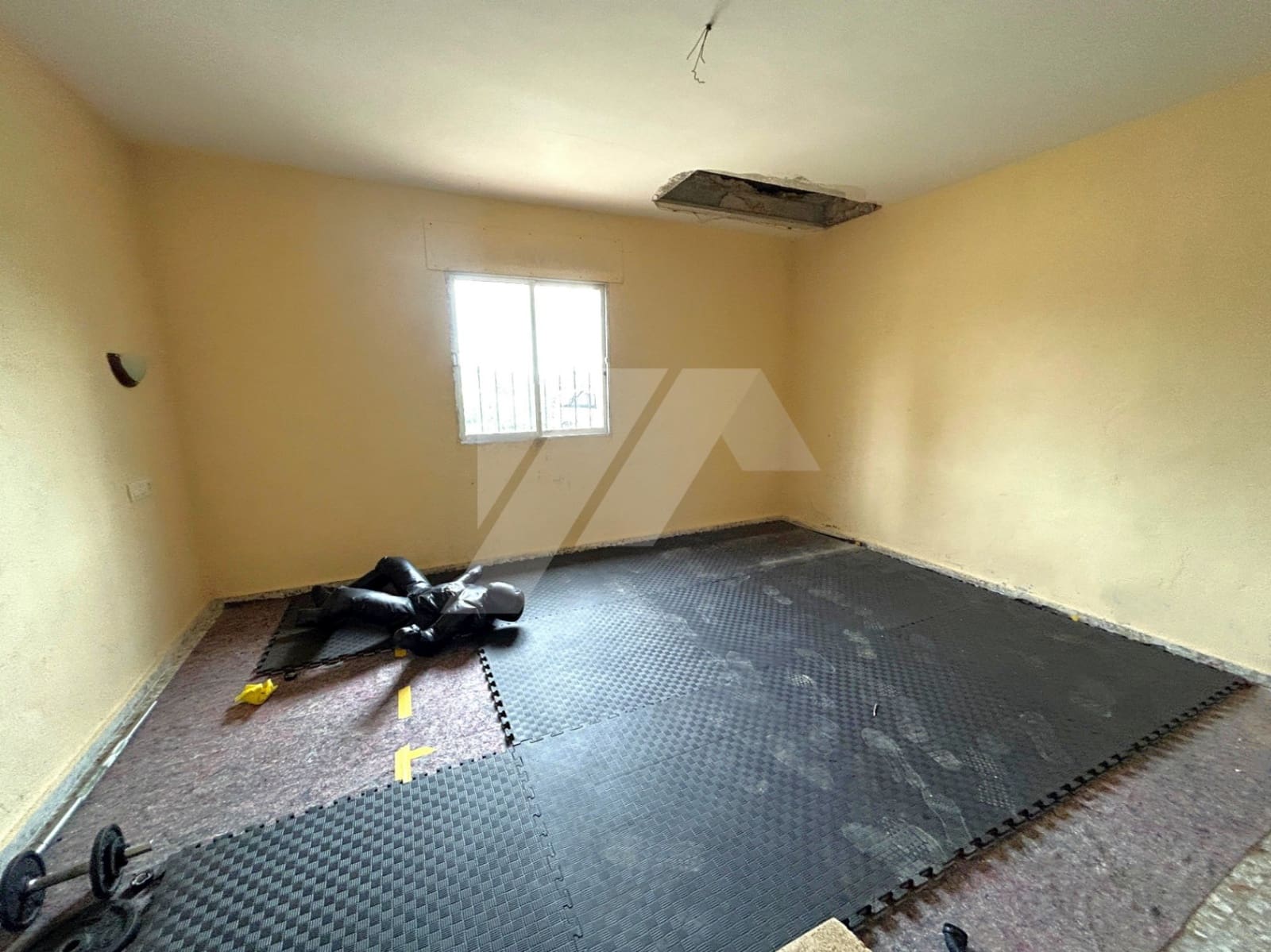 Finca/Country House for sale in Benissa with garage - € 400,000 (Ref: 9802671)