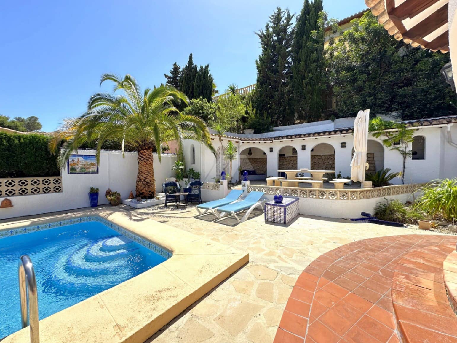Chalet de 3 habitaciones en Benitachell / Benitatxell en venta con piscina garaje - 599.000 € (Ref: 9807164)