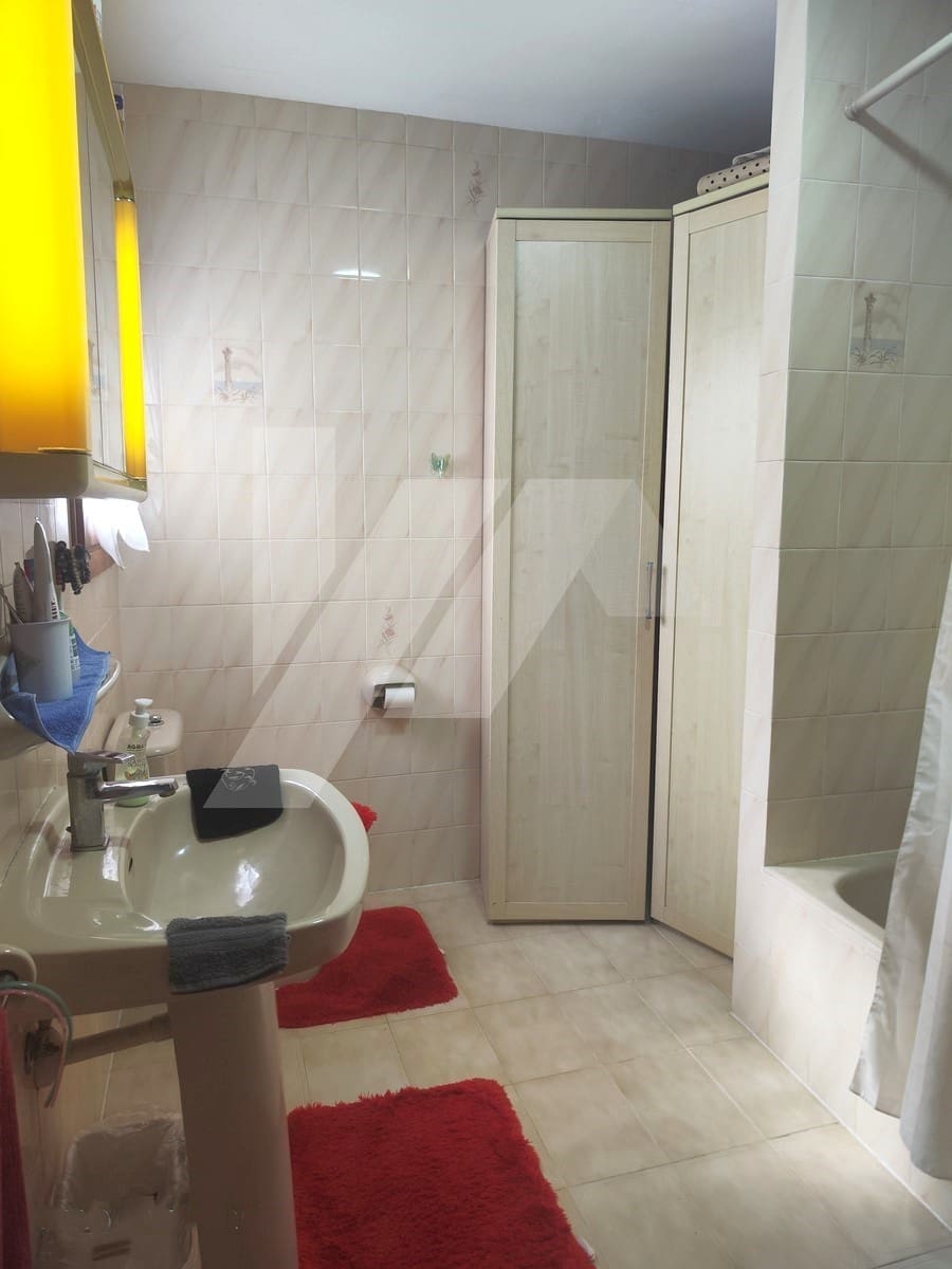 5 bedroom Villa for sale in Moraira with pool garage - € 550,000 (Ref: 9832757)