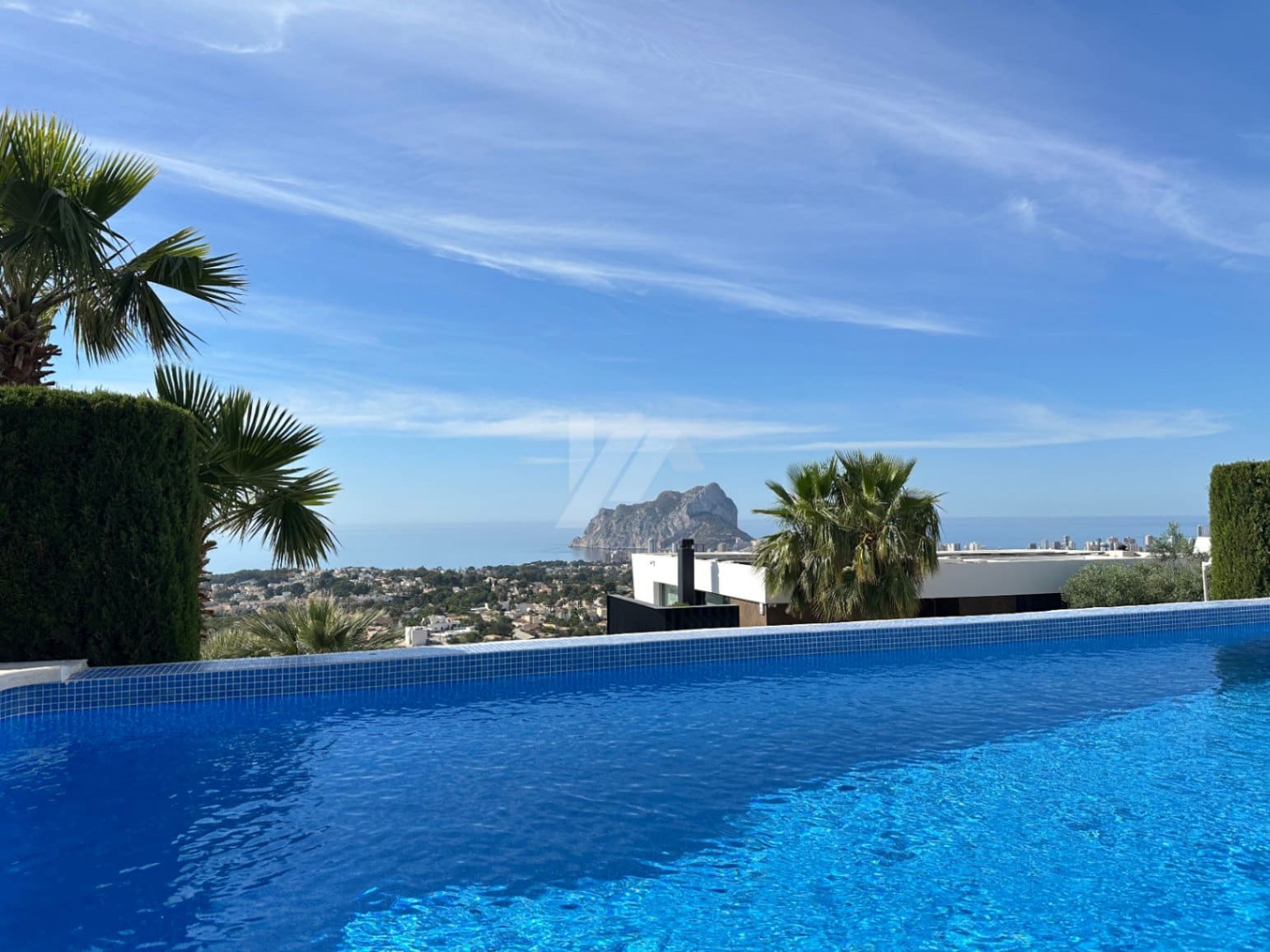 4 sypialnia Willa na sprzedaż w Calpe / Calp z basenem garażem - 1 390 000 € (Ref: 9850129)