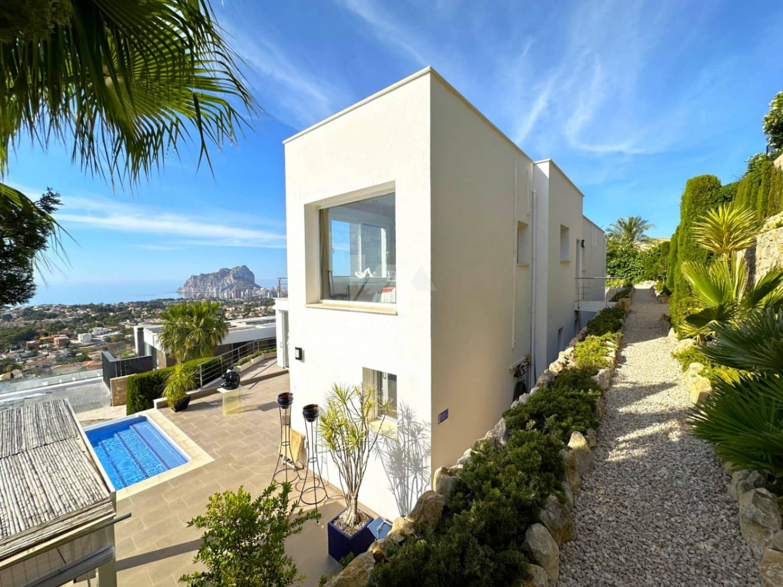 4 sypialnia Willa na sprzedaż w Calpe / Calp z basenem garażem - 1 390 000 € (Ref: 9850129)
